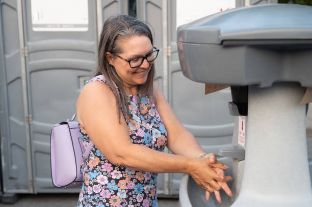 Portable Toilet Options We Offer in Steger, IL
